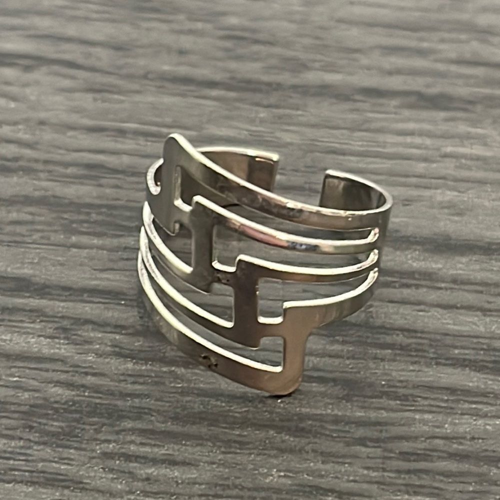 Silver Ring Adjustable - Picture 2 of 4